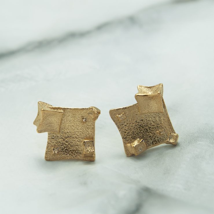 9ct gold plated silver flat cube studs